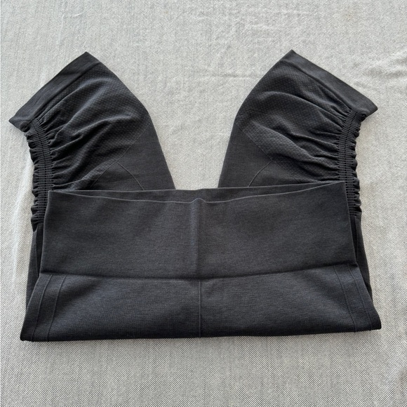 SOLD : NOT FOR SALE - NWOT Lululemon ebb and flow leggings charcoal gray size 10 - Picture 3 of 15